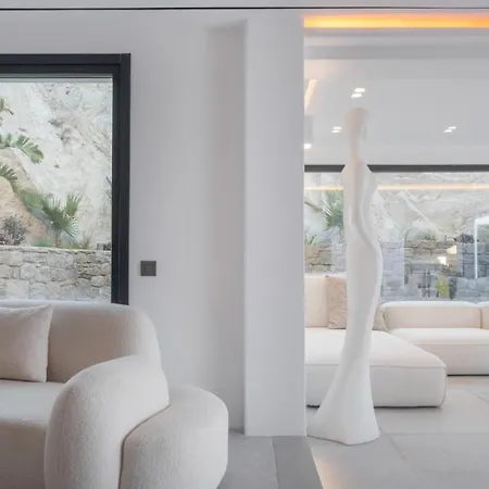 Villa Matrix