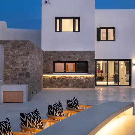 Villa Matrix *